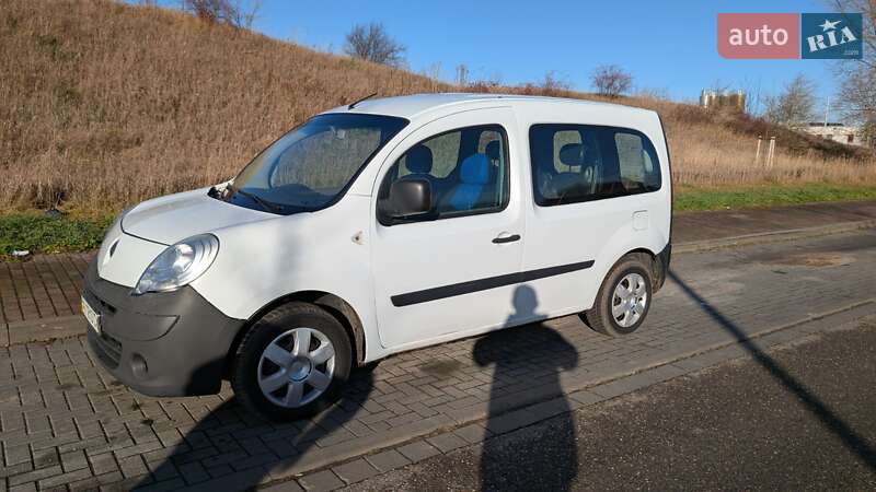 Минивэн Renault Kangoo 2009 в Вышкове