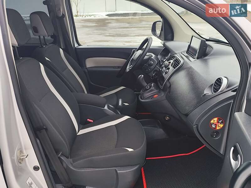 Минивэн Renault Kangoo 2015 в Новоархангельске