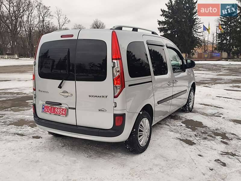 Минивэн Renault Kangoo 2015 в Новоархангельске