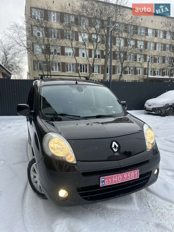 Минивэн Renault Kangoo 2010 в Виннице