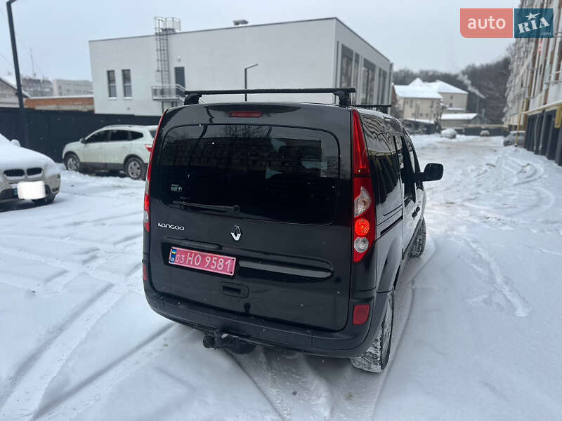 Минивэн Renault Kangoo 2010 в Виннице