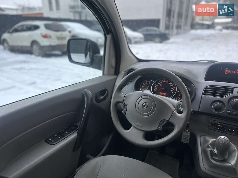 Минивэн Renault Kangoo 2010 в Виннице