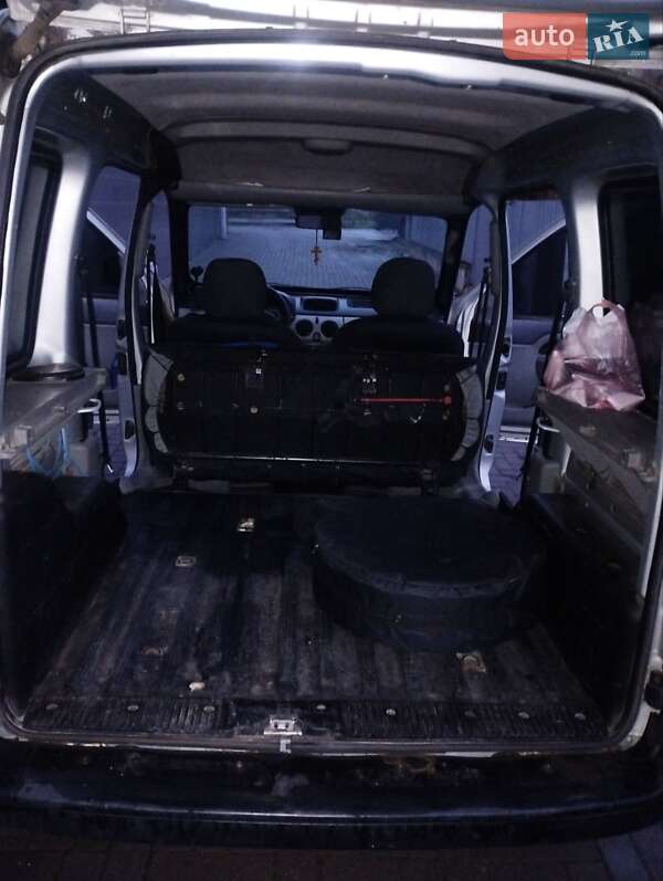 Минивэн Renault Kangoo 2004 в Виннице