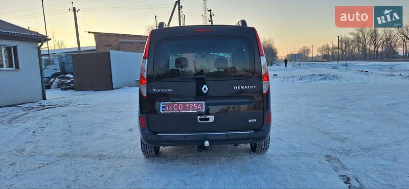 Минивэн Renault Kangoo 2016 в Новоархангельске