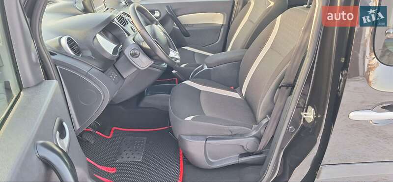 Минивэн Renault Kangoo 2016 в Новоархангельске