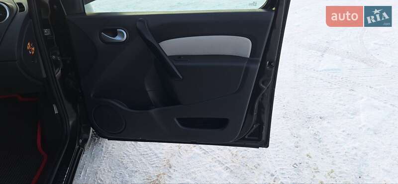 Минивэн Renault Kangoo 2016 в Новоархангельске