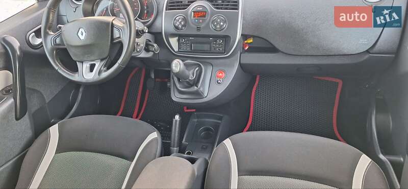 Минивэн Renault Kangoo 2016 в Новоархангельске