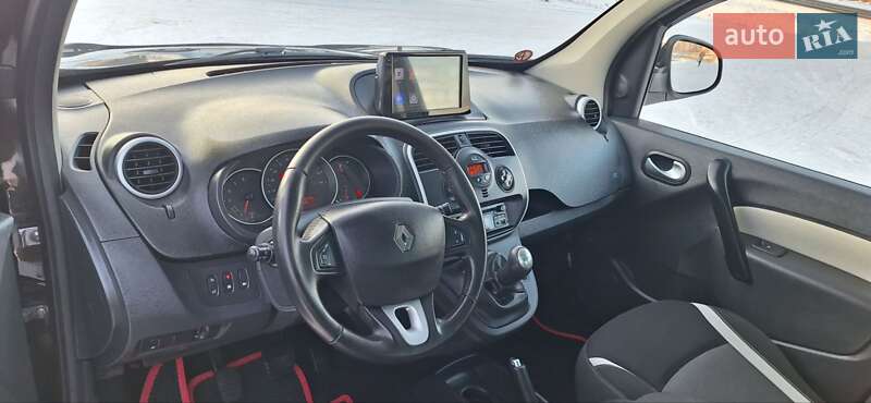 Минивэн Renault Kangoo 2016 в Новоархангельске