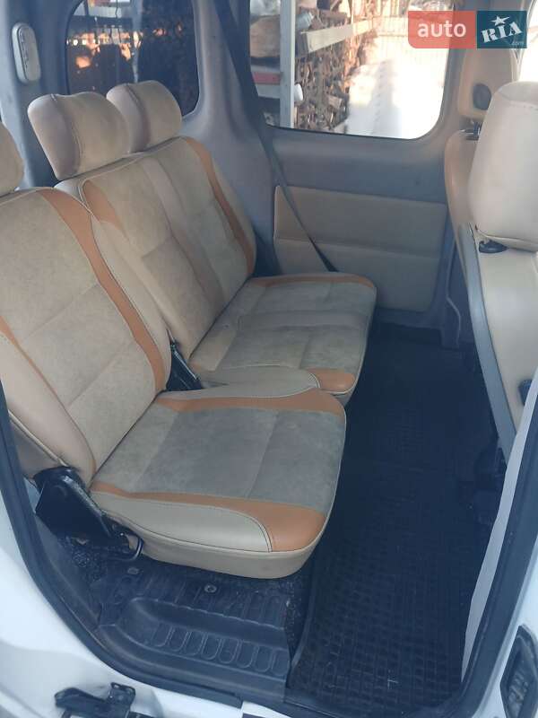 Минивэн Renault Kangoo 2009 в Виннице