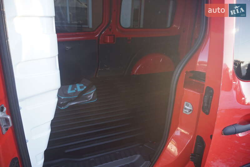 Минивэн Renault Kangoo 2021 в Самборе