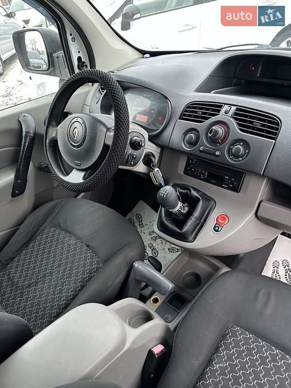 Грузовой фургон Renault Kangoo 2008 в Смеле