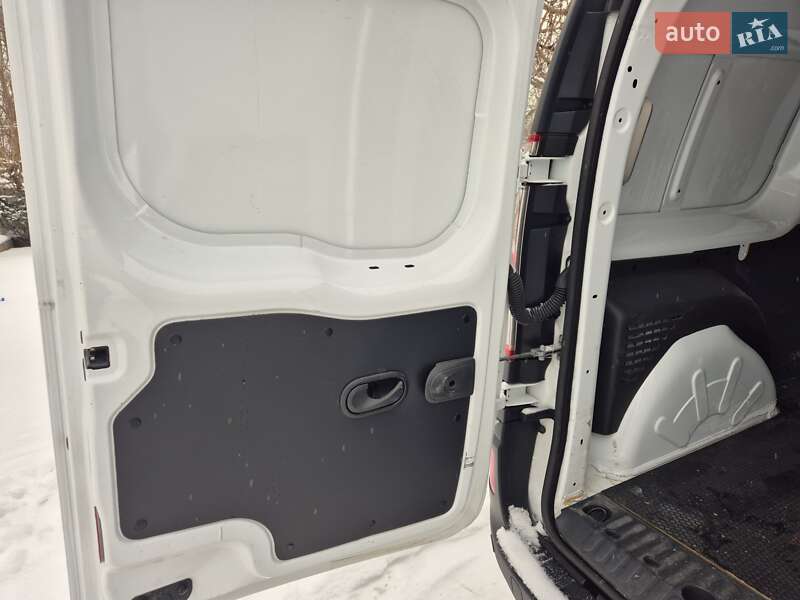Грузовой фургон Renault Kangoo 2020 в Киеве фото 21 Грузовой фургон Renault Kangoo 2020 в Киеве