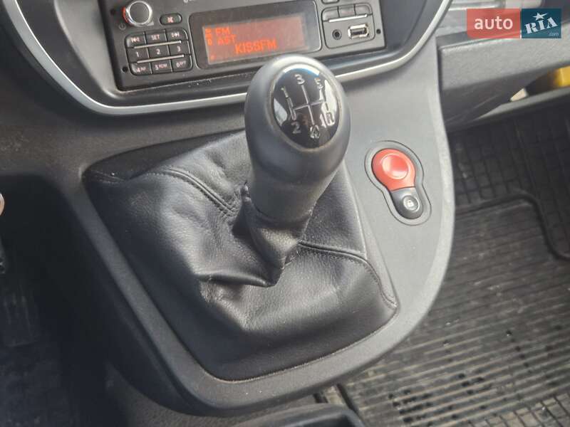 Грузовой фургон Renault Kangoo 2013 в Киеве фото 22 Грузовой фургон Renault Kangoo 2013 в Киеве