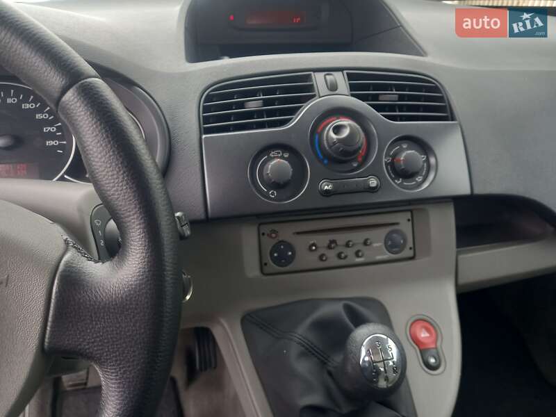 Минивэн Renault Kangoo 2008 в Звенигородке