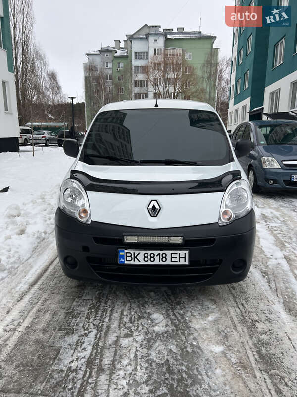 Грузовой фургон Renault Kangoo 2008 в Вараше