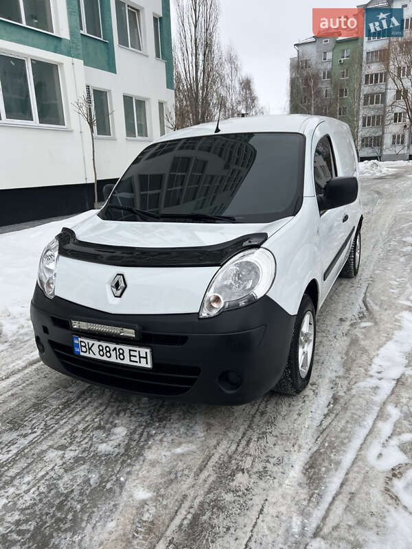 Грузовой фургон Renault Kangoo 2008 в Вараше