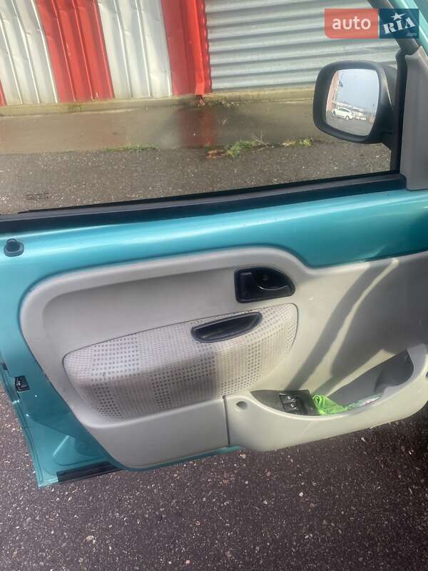 Минивэн Renault Kangoo 2004 в Харькове