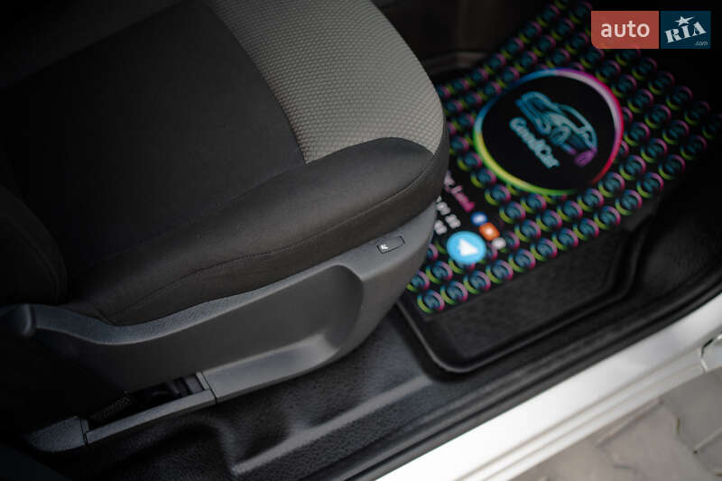 Грузовой фургон Renault Kangoo 2018 в Луцке фото 24 Грузовой фургон Renault Kangoo 2018 в Луцке