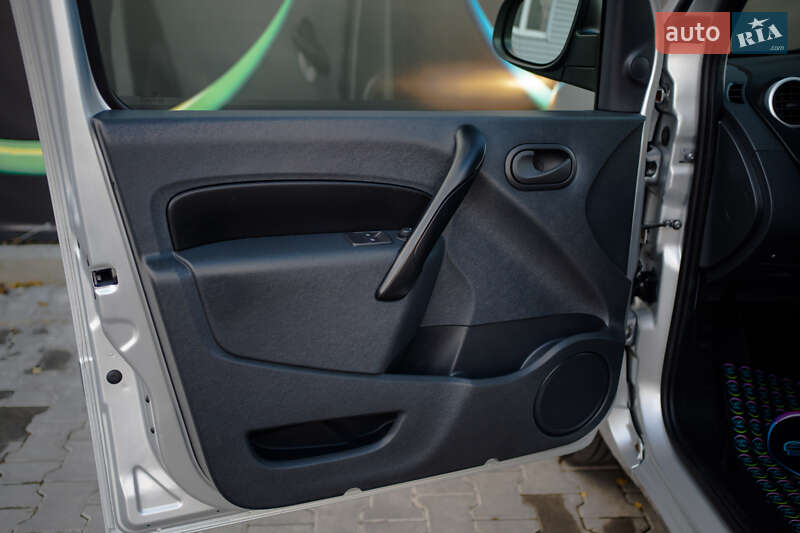 Грузовой фургон Renault Kangoo 2018 в Луцке фото 54 Грузовой фургон Renault Kangoo 2018 в Луцке