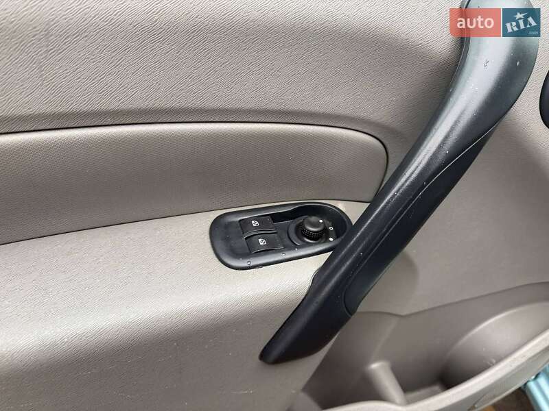 Минивэн Renault Kangoo 2009 в Ровно фото 8 Минивэн Renault Kangoo 2009 в Ровно