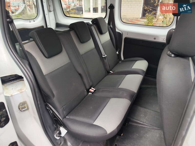 Мінівен Renault Kangoo 2018 в Нових Санжарах