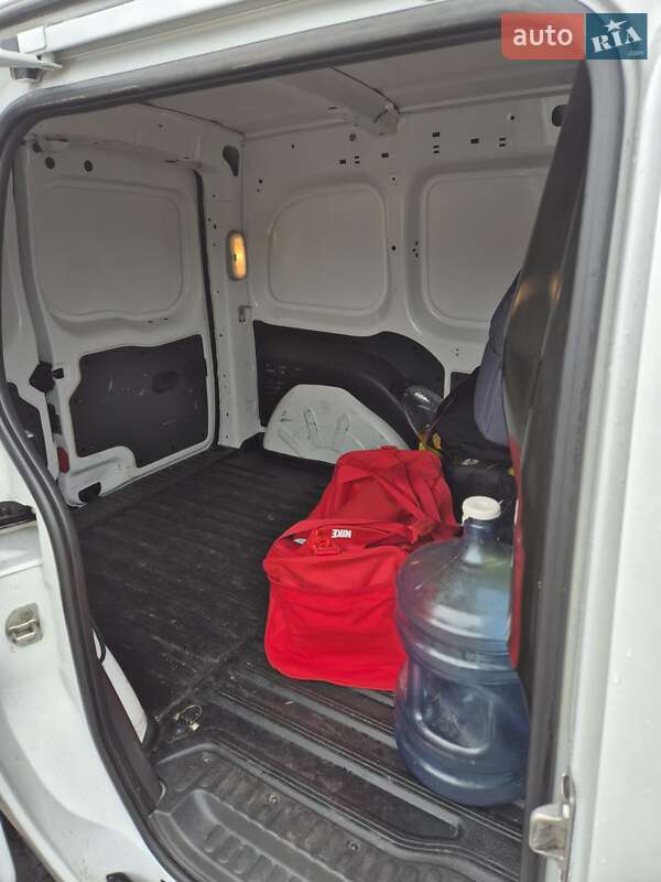 Грузопассажирский фургон Renault Kangoo 2018 в Киеве фото 20 Грузопассажирский фургон Renault Kangoo 2018 в Киеве