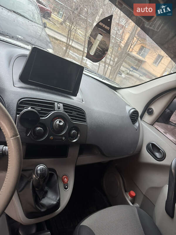 Вантажний фургон Renault Kangoo 2008 в Полтаві фото 5 Вантажний фургон Renault Kangoo 2008 в Полтаві
