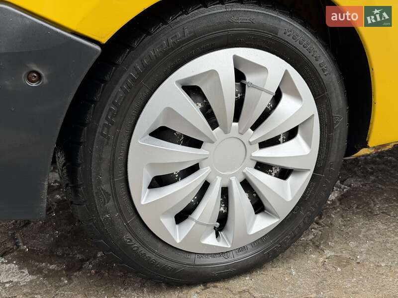 Минивэн Renault Kangoo 2003 в Николаеве