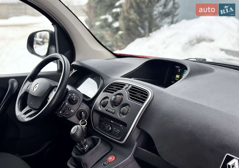 Минивэн Renault Kangoo 2015 в Житомире