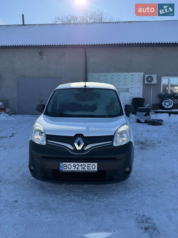 Вантажний фургон Renault Kangoo 2015 в Тернополі
