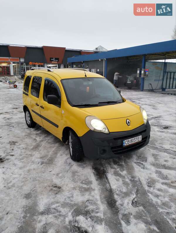 Мінівен Renault Kangoo 2010 в Чернігові