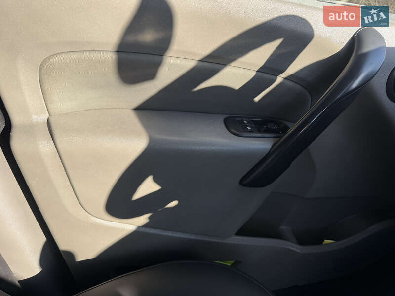 Минивэн Renault Kangoo 2008 в Львове фото 32 Минивэн Renault Kangoo 2008 в Львове