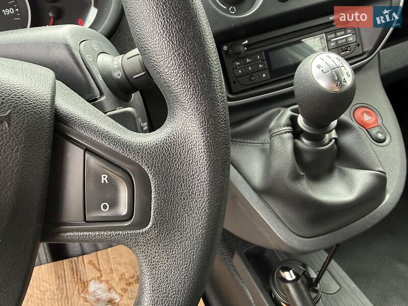 Вантажний фургон Renault Kangoo 2021 в Одесі
