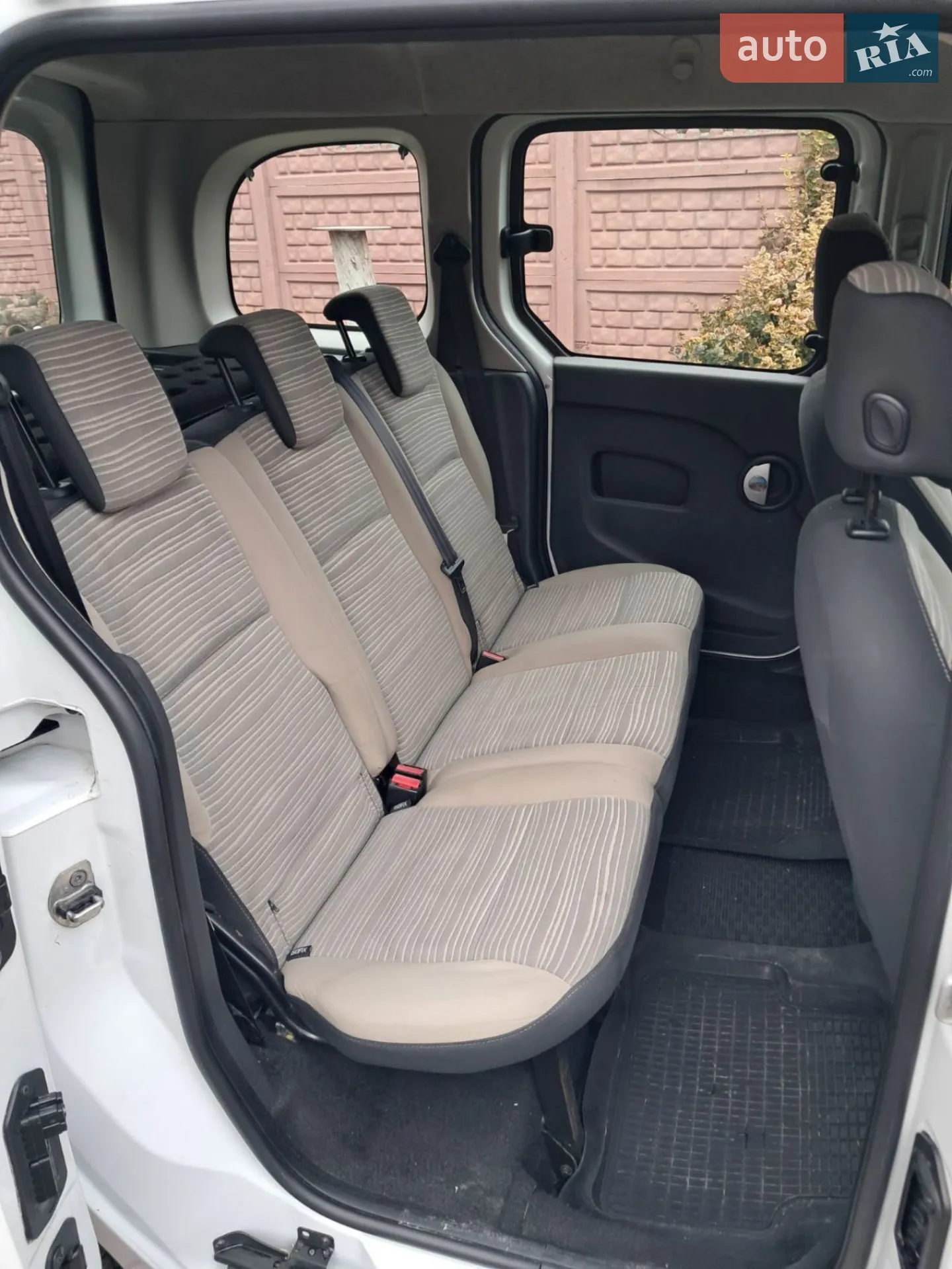 2011 Renault Kangoo - мініатюра 12