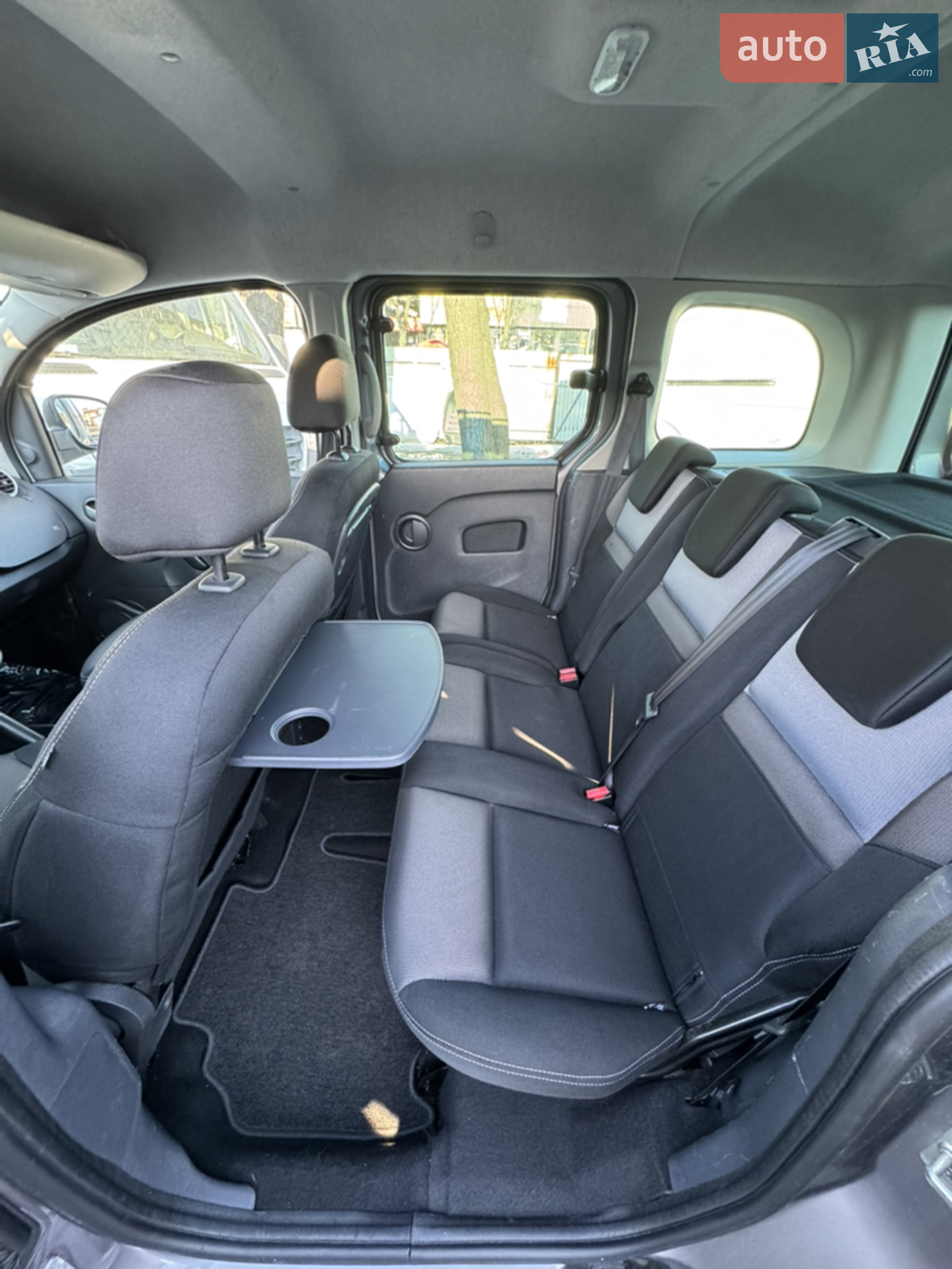 2016 Renault Kangoo - мініатюра 19