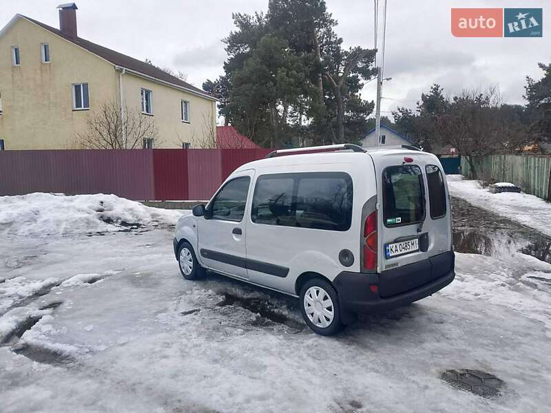 Минивэн Renault Kangoo 2002 в Киеве