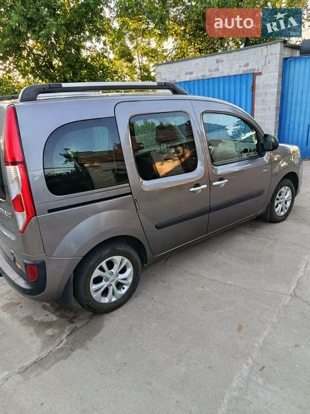 Минивэн Renault Kangoo 2016 в Новгородке