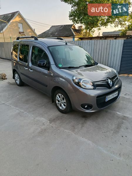 Минивэн Renault Kangoo 2016 в Новгородке