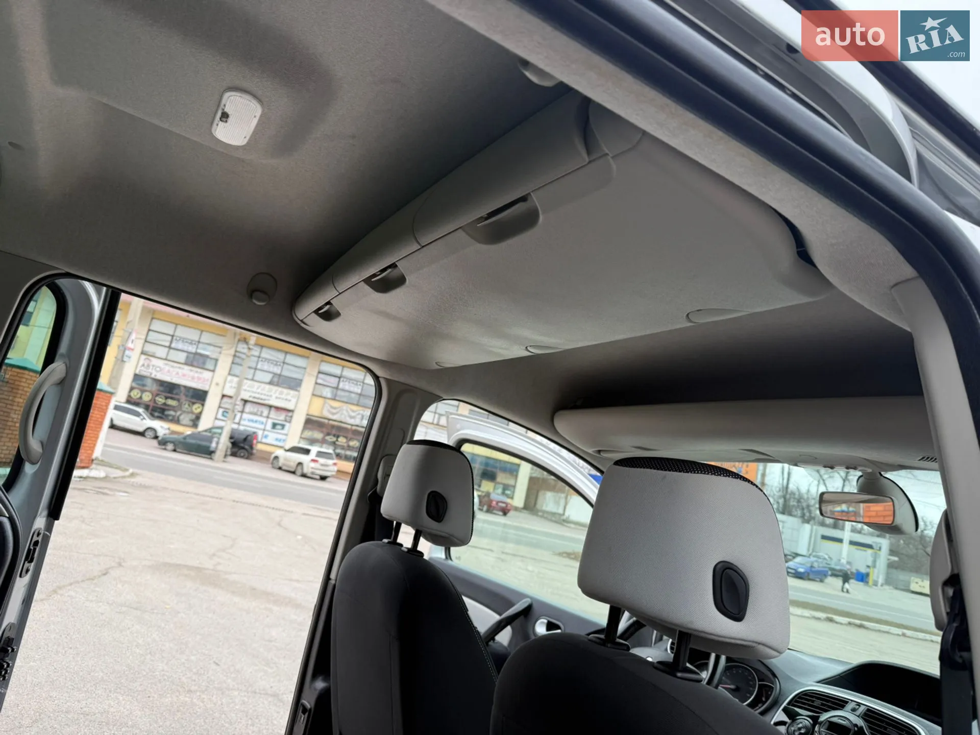 2013 Renault Kangoo - мініатюра 75