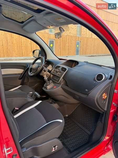 Минивэн Renault Kangoo 2015 в Львове
