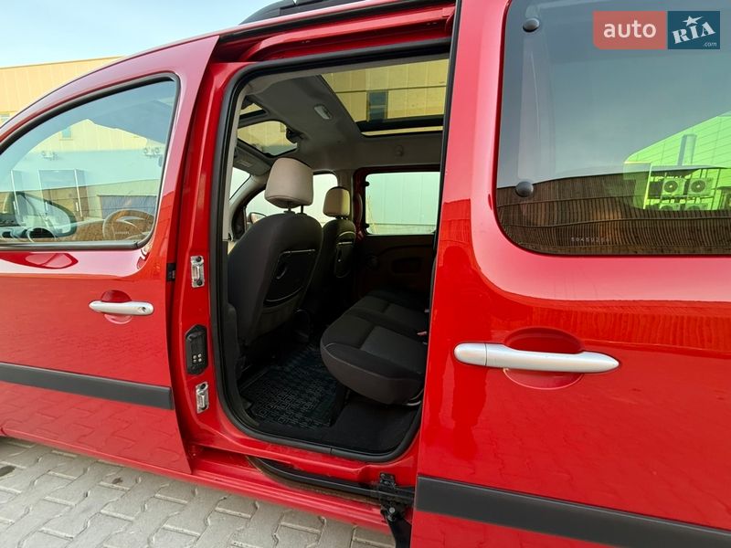 Минивэн Renault Kangoo 2015 в Львове