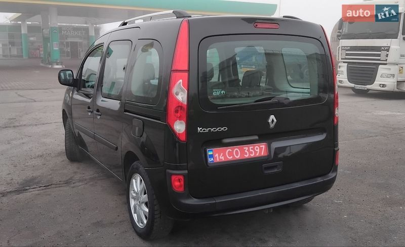 Минивэн Renault Kangoo 2010 в Ивано-Франковске