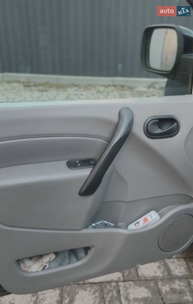 Минивэн Renault Kangoo 2010 в Ивано-Франковске