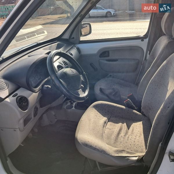 Грузовой фургон Renault Kangoo 2004 в Лопатине