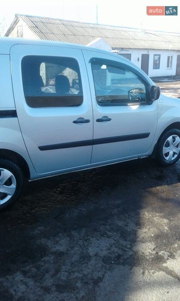 Грузопассажирский фургон Renault Kangoo 2012 в Гадяче