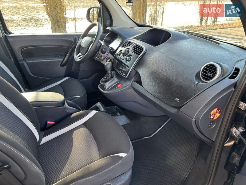 Минивэн Renault Kangoo 2015 в Барышевке