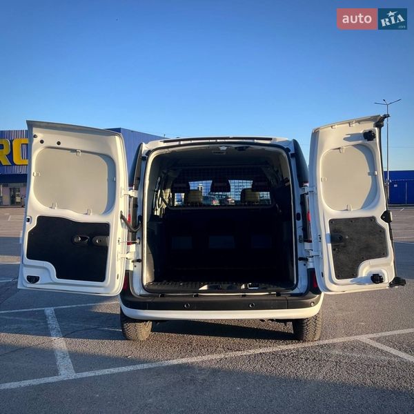 Грузопассажирский фургон Renault Kangoo 2017 в Киеве
