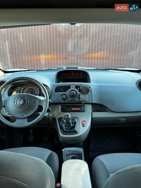 Минивэн Renault Kangoo 2009 в Киеве