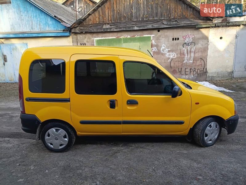 Минивэн Renault Kangoo 2000 в Озерном
