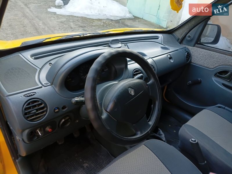 Минивэн Renault Kangoo 2000 в Озерном